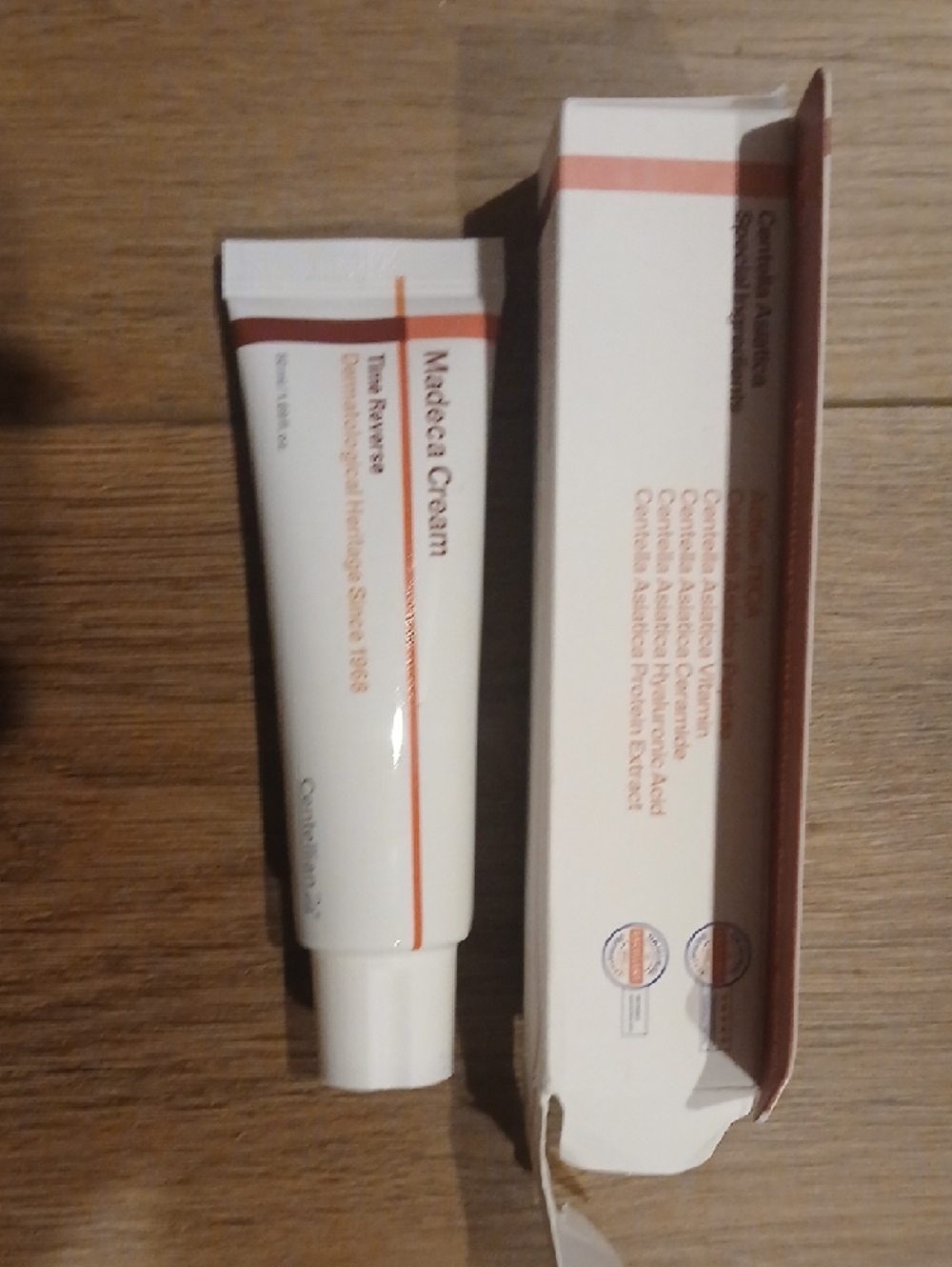 Madeca Cream Time Reverse Moisturizer - Picture 5 of 7